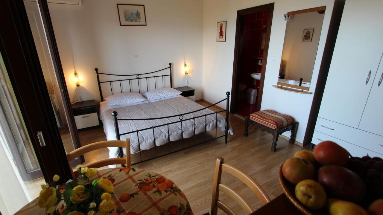 Apartments And Rooms Jelka マリンスカ エクステリア 写真