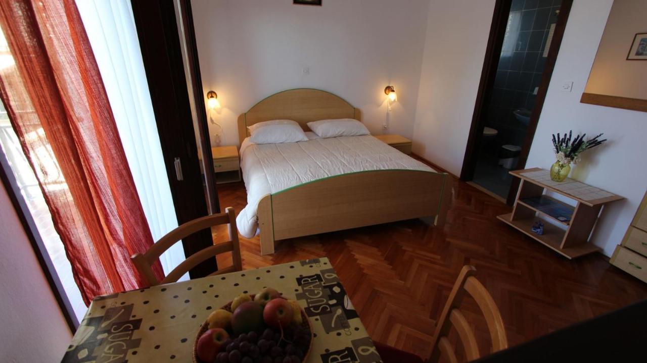 Apartments And Rooms Jelka マリンスカ エクステリア 写真